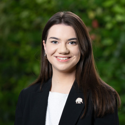 Alexandra Ward - Associate